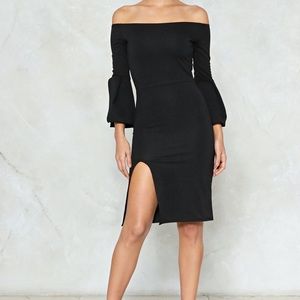 ❗️Never worn❗️ Off shoulder split leg dress